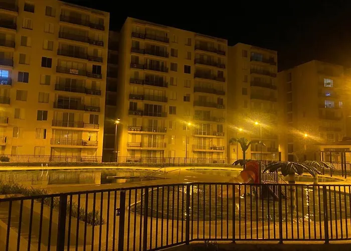 Hermoso Apartamento En Condominio Con Gym Y Pisicina De Adultos Y Ninos